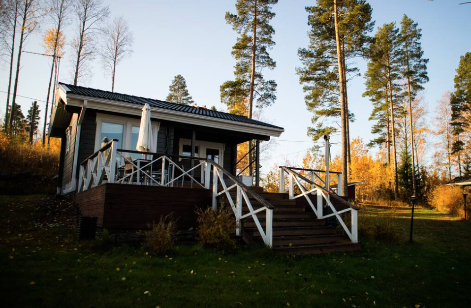 Tahlo Hillhouse | Cottage Finland